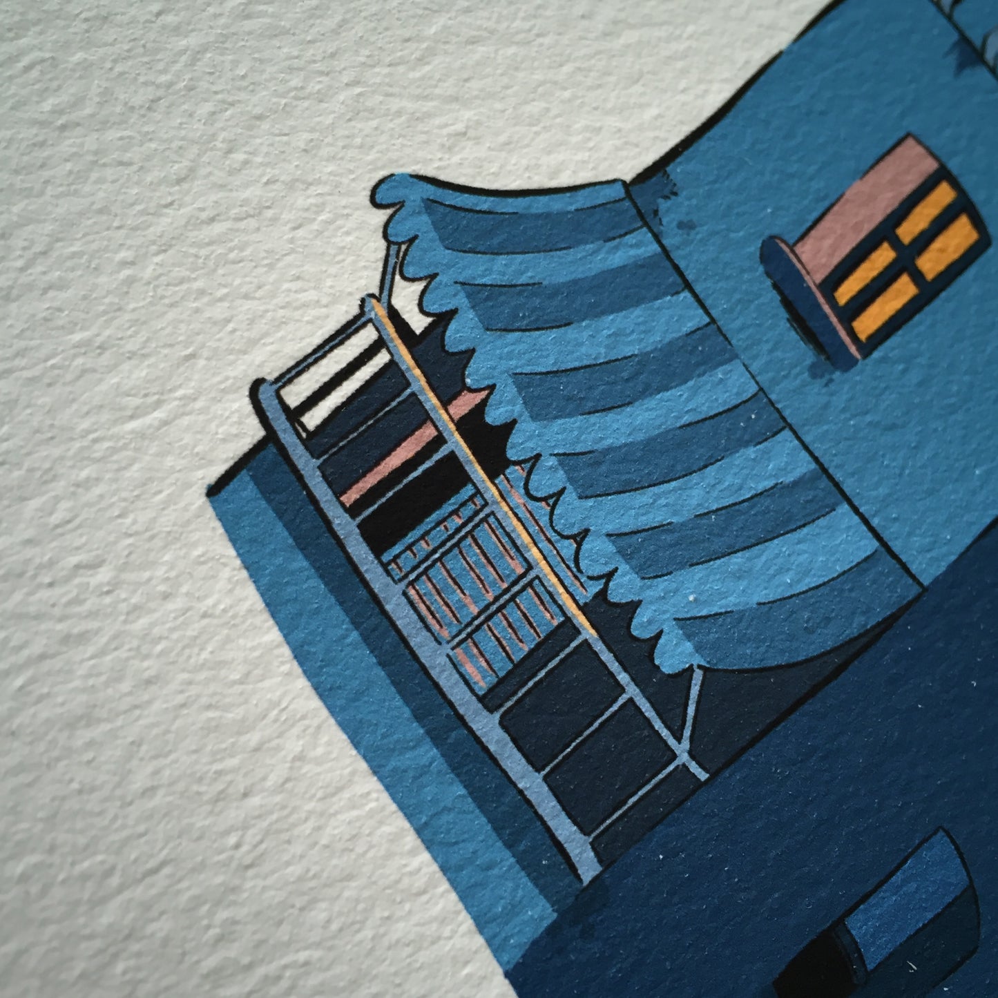An other close up, but from the bottom balcony. The shutters are closed but there is a small light coming out of it.
