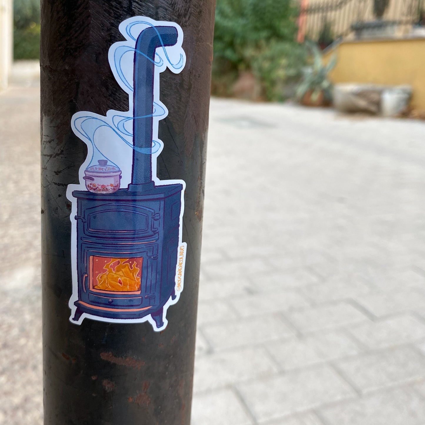 The traditional stove ! - STICKER