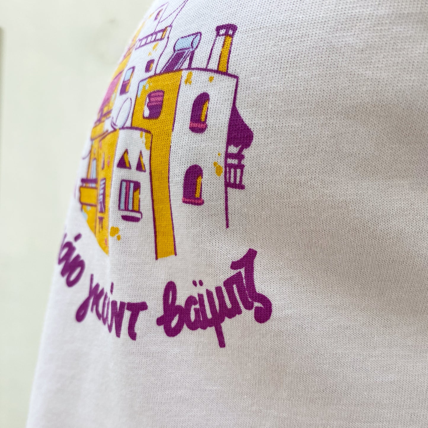 Only good vibes - SILK PRINTED T-SHIRT